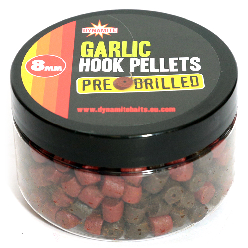 Пеллетс Dynamite Baits Pre-Drilled Garlic Hook Pellets 8mm 150g